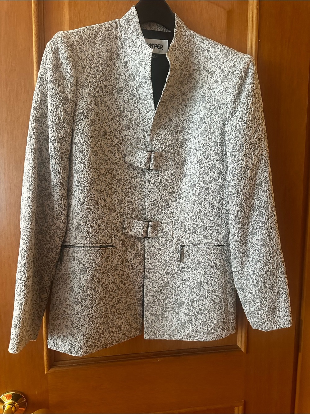 Kasper Size 4 Ivory Gray Brocade 2-Piece Skirt Suit